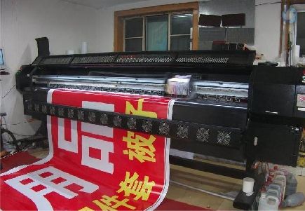 铜仁喷绘广告分辨率是多少？