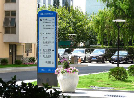 铜仁哪些因素影响宣传栏的制作？